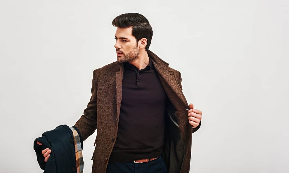 Modne płaszcze męskie na zimę 2021/2022 – jak znaleźć odpowiedni model dla siebie?