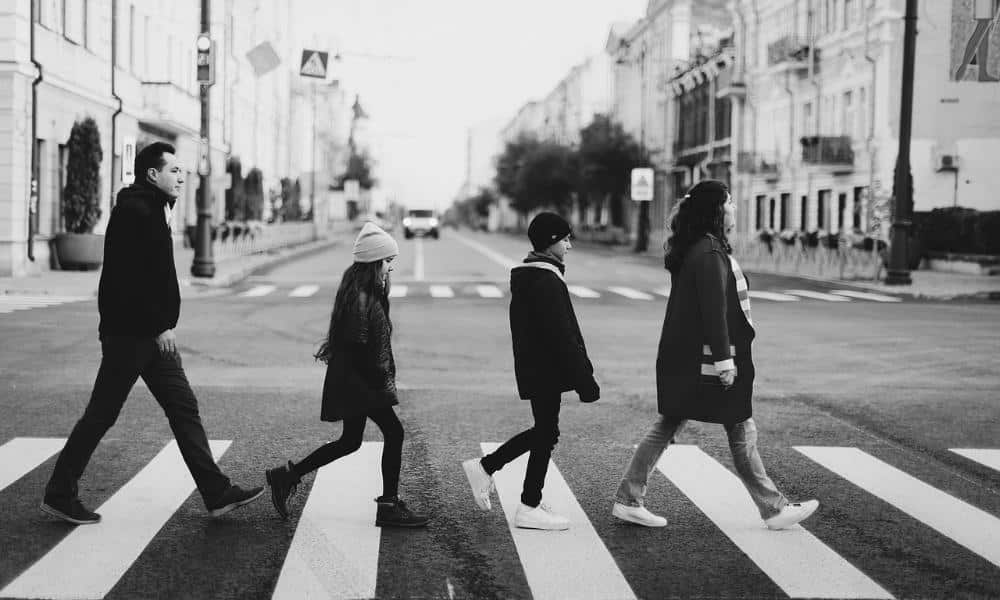 Emocjonalne wyzwania adopcji dla rodziców i dzieci